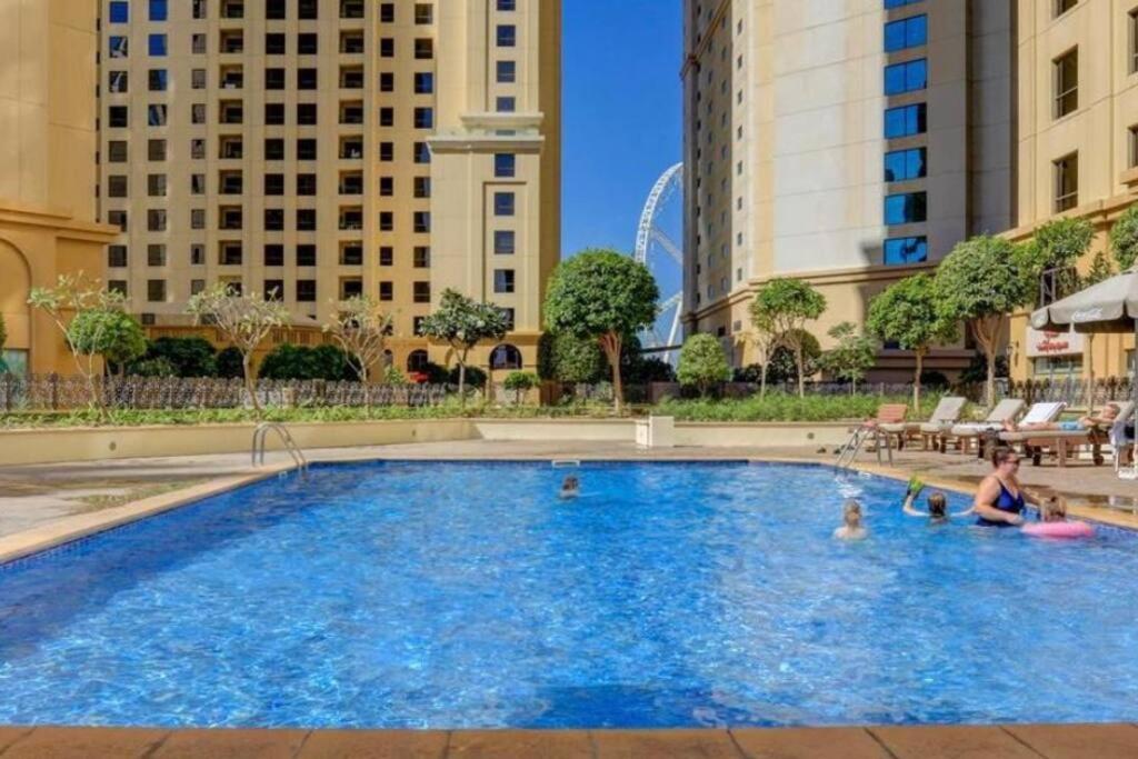 La Buena Vida Holiday Homes - Beach Front Very Spacious, Luxe And Modern 3 Bedroom With Full Kitchen In Jbr , 3 Min To The Jbr Beach Dubai Marina And Tram Station Екстер'єр фото