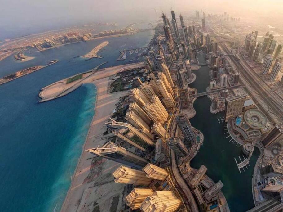 La Buena Vida Holiday Homes - Beach Front Very Spacious, Luxe And Modern 3 Bedroom With Full Kitchen In Jbr , 3 Min To The Jbr Beach Dubai Marina And Tram Station Екстер'єр фото